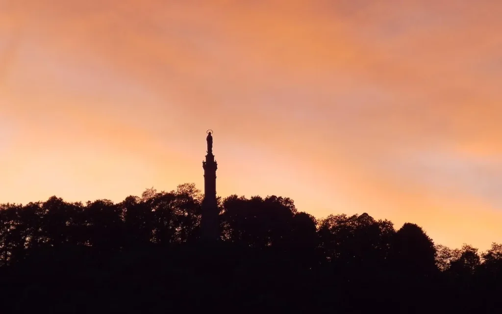 Jak pielgrzymować do sanktuariów maryjnych?