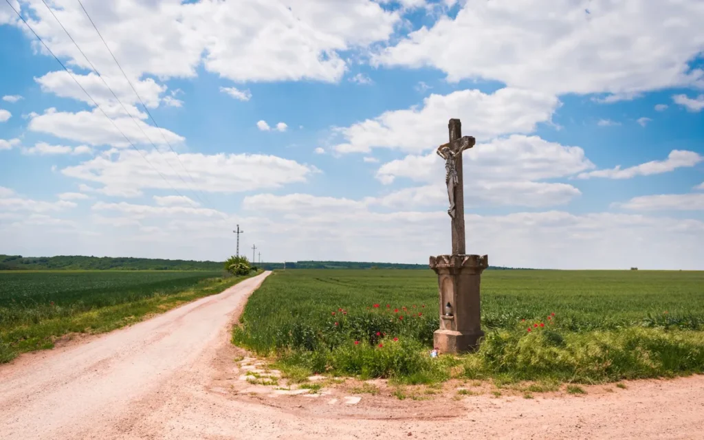 Droga krzyżowa a gorzkie żale - czym różnią się nabożeństwa?